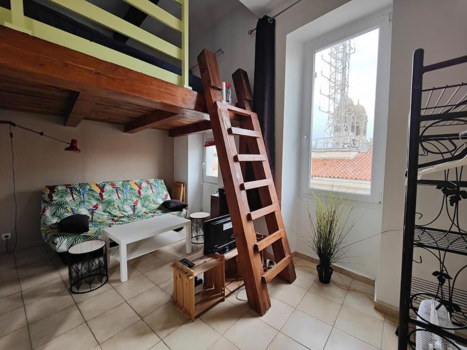 4 Pers In District Of The Typical Panier Apartment Marseilles